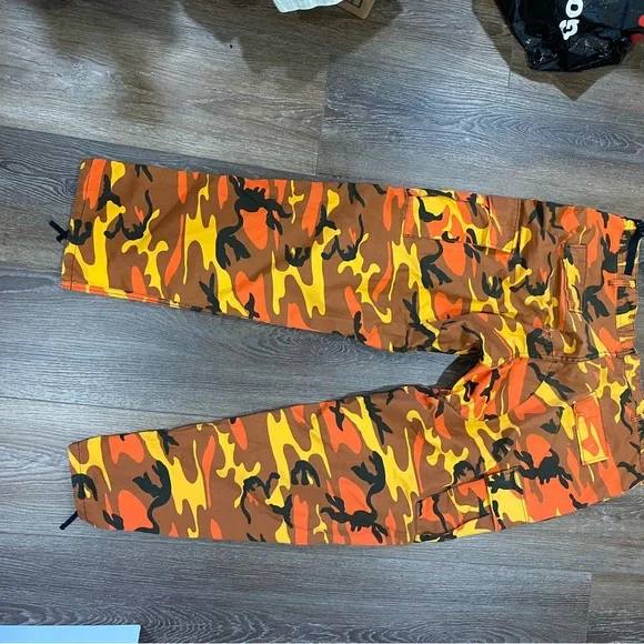 Camouflage Cargo Pants in Orange and Brown Fall sale - Picture 9 of 10